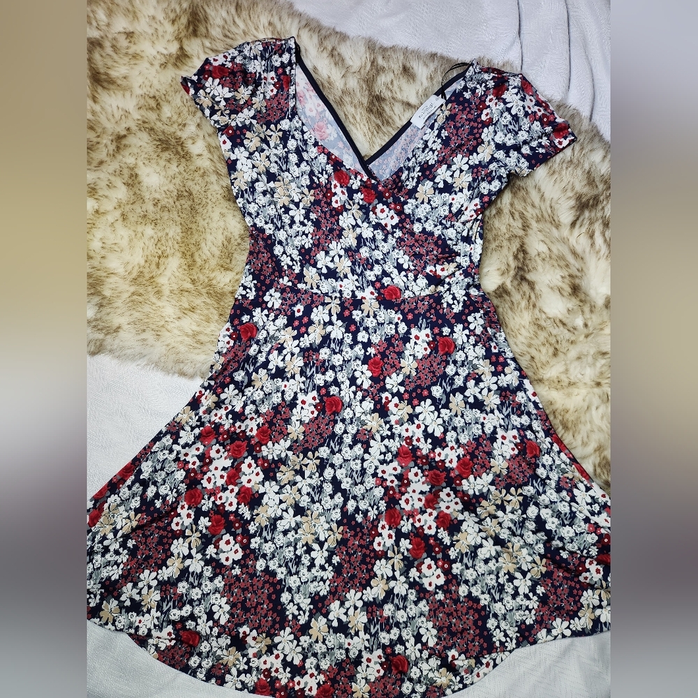 Kaileigh Floral Womens Dress in Red, White, and Blue